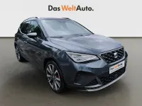 Usado Seat Arona FR 115 CV (84 kW) 2025 Gris / plata SUV