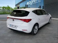 Usado Seat Leon Style 116 CV (85 kW) 2021 Blanco Berlina