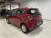 Usado Hyundai i10 GO! 66 CV (48 kW) 2019 Rojo Utilitario