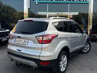 Usado Ford Kuga ST-Line 150 CV (110 kW) 2019 Gris / plata SUV