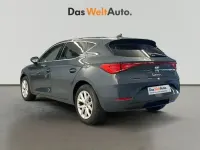 Käytetty Seat Leon Style 116 HP (85 kW) 2025 Sininen Sedan