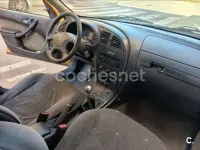 Usado Citroën Xsara 90 CV (66 kW) 2001 Amarillo Berlina