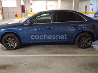 Usado Audi A4 140 CV (102 kW) 2005 Azul Berlina