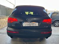 Usado Audi Q7 Advanced 240 CV (176 kW) 2006 Gris oscuro SUV