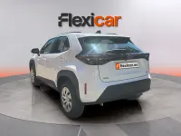 Nuevo Toyota Yaris Active 130 CV (95 kW) 2026 Blanco Utilitario