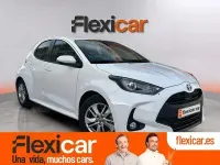Usado Toyota Yaris Business Edition 116 CV (85 kW) 2022 Blanco Utilitario