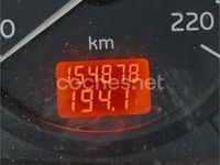 Usado Renault Clio II Expression 60 CV (44 kW) 2002 Blanco Berlina