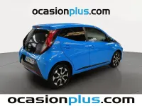 Usado Toyota Aygo X-play 72 CV (52 kW) 2019 Azul Utilitario