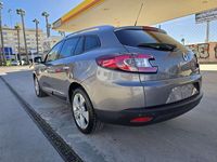 Usado Renault Mégane GrandTour Dynamique 110 HP (80 kW) 2012 Cinzento Carrinha