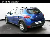 Usado Dacia Sandero Essentiel 91 CV (66 kW) 2023 Azul Berlina