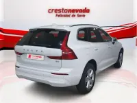 Käytetty Volvo XC60 Momentum 197 HP (144 kW) 2022 Valkoinen Katumaasturi