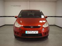 Begagnad Ford S-MAX Trend 140 HK (102 kW) 2007 Röd Minibuss