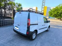 Usado Renault Kangoo 70 CV (51 kW) 2011 Blanco Monovolumen