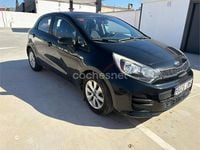 Usado Kia Rio 84 CV (61 kW) 2017 Negro Berlina