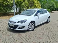 Usado Opel Astra Excellence 136 CV (100 kW) 2014 Blanco Utilitario