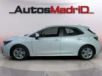 Usado Toyota Corolla Active 122 CV (89 kW) 2022 Blanco Berlina