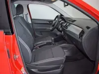 Usado Skoda Fabia Ambition 95 CV (69 kW) 2021 Rojo Utilitario