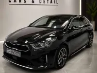 Usado Kia ProCeed GT-Line 140 CV (102 kW) 2020 Negro Familiar