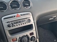 Usado Peugeot 308 Active 92 CV (67 kW) 2011 Gris / plata Berlina