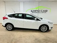 Usado Ford Focus 125 CV (91 kW) 2016 Blanco Berlina