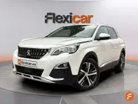 Usado Peugeot 3008 Allure 130 CV (95 kW) 2019 Blanco SUV