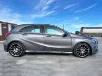Usado Mercedes A180 136 CV (100 kW) 2018 Gris Utilitario