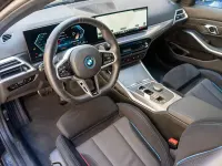 Usado BMW 330e Sport Line 292 CV (214 kW) 2026 Negro Berlina