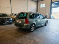 Usado Peugeot 307 109 CV (80 kW) 2007 Azul Familiar