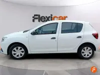 Usado Dacia Sandero Essentiel 101 HP (74 kW) 2020 Branco Citadino