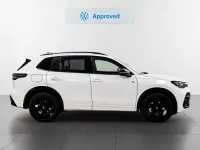 Usado VW Tiguan R-line 150 CV (110 kW) 2025 SUV