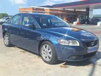 Usado Volvo S40 Kinetic 136 CV (100 kW) 2008 Azul Berlina