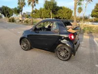 Usado Smart ForTwo Cabrio 90 CV (66 kW) 2018 Negro Descapotable