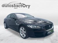 Usado Jaguar XE R-Sport 180 CV (132 kW) 2016 Negro Berlina