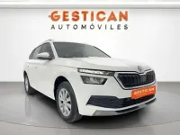 Usado Skoda Kamiq Ambition 110 CV (80 kW) 2021 Blanco SUV