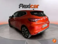 Usado Renault Clio Zen 101 CV (74 kW) 2020 Naranja Utilitario