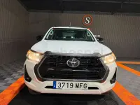 Usado Toyota HiLux 150 CV (110 kW) 2023 Blanco Pickup/Camioneta
