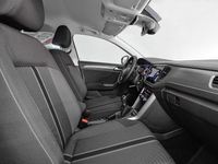 Usado VW T-Roc 110 CV (80 kW) 2023 Gris ascot SUV