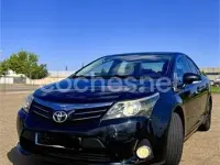 Usado Toyota Avensis Comfort 124 CV (91 kW) 2012 Negro Berlina