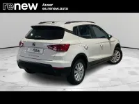 Usado Seat Arona Ecomotive 95 CV (69 kW) 2017 Blanco SUV