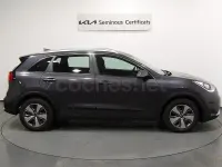 Usado Kia Niro 141 CV (103 kW) 2019 Gris / plata SUV