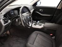 Usado BMW 318 150 HP (110 kW) 2021 Cinzento Carrinha