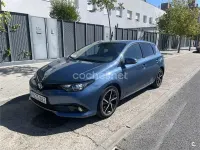 Usado Toyota Auris Hybrid Edition 136 CV (100 kW) 2018 Azul Berlina