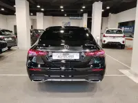 Usado Mercedes E300 306 CV (225 kW) 2022 Negro Berlina