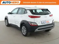 Usado Hyundai Kona 120 CV (88 kW) 2021 Blanco SUV