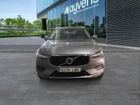 Usado Volvo XC60 Momentum 190 CV (139 kW) 2021 Gris / plata SUV