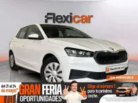 Usado Skoda Fabia Active 75 CV (55 kW) 2022 Blanco Utilitario