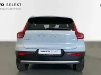 Usado Volvo XC40 Core 211 CV (155 kW) 2023 Azul SUV