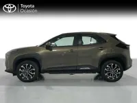 Usado Toyota Yaris Cross Active 116 CV (85 kW) 2023 Marrón SUV