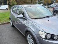 Usado Chevrolet Aveo LTZ 95 CV (69 kW) 2012 Gris / plata Berlina