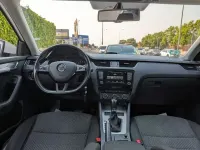 Usado Skoda Octavia Elegance 140 CV (102 kW) 2015 Blanco Familiar